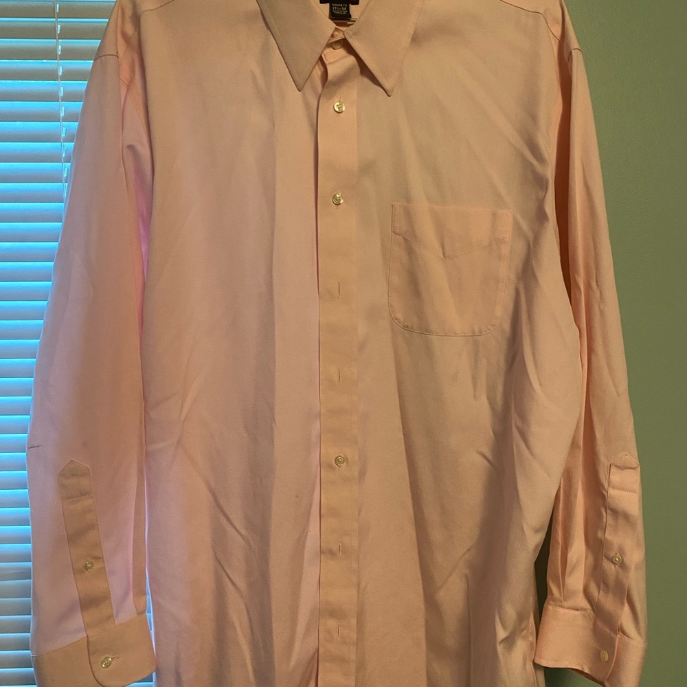 Joseph A Bank men’s pink Dress Shirt.